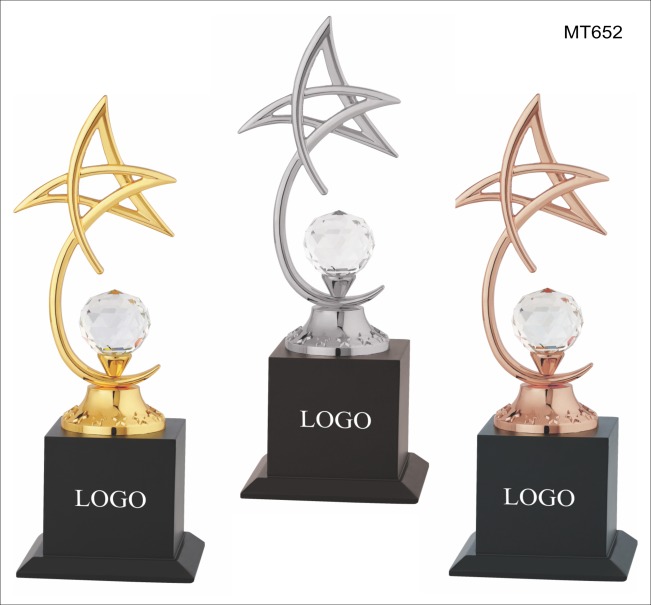 MT652 11 " Trophy