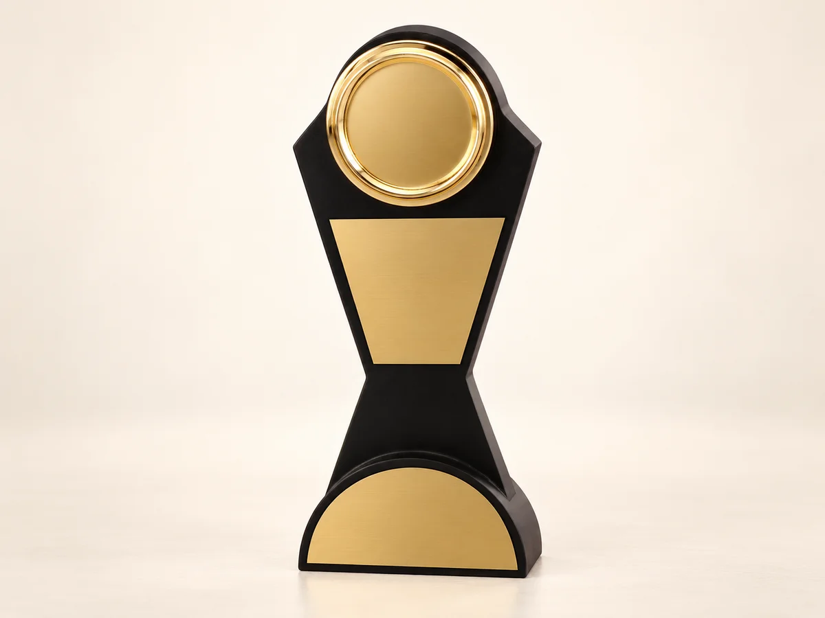 3761 Trophy