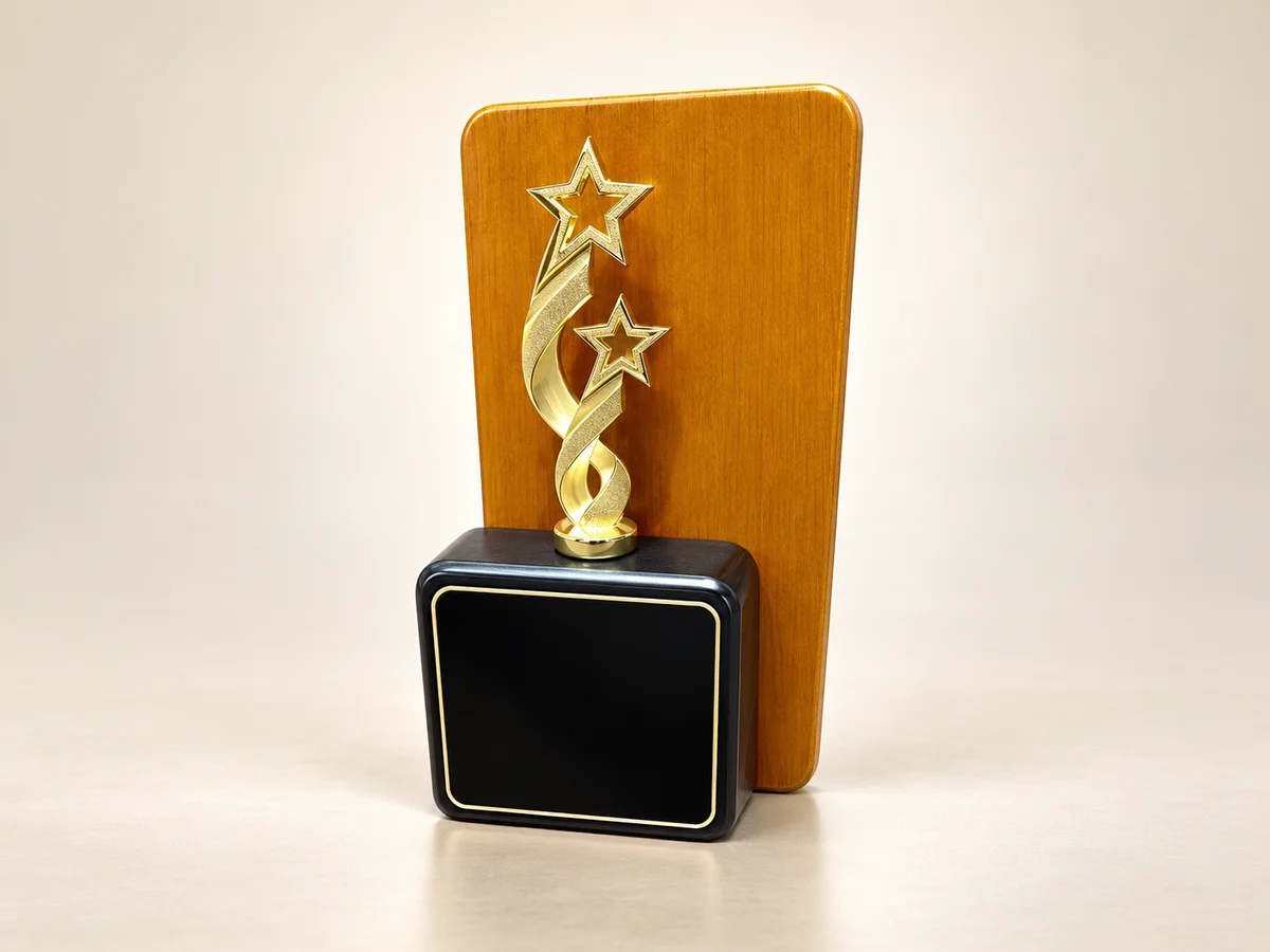 WT31 Gold, Silver, Bronze Trophy